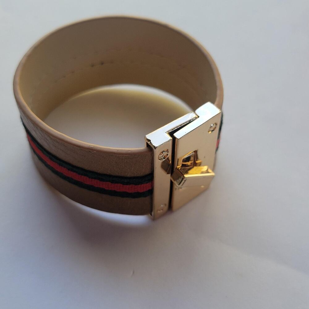 Brown Faux Leather Cuff Bracelet Gold Turnlock Red Green Stripe 7.6in Fashion